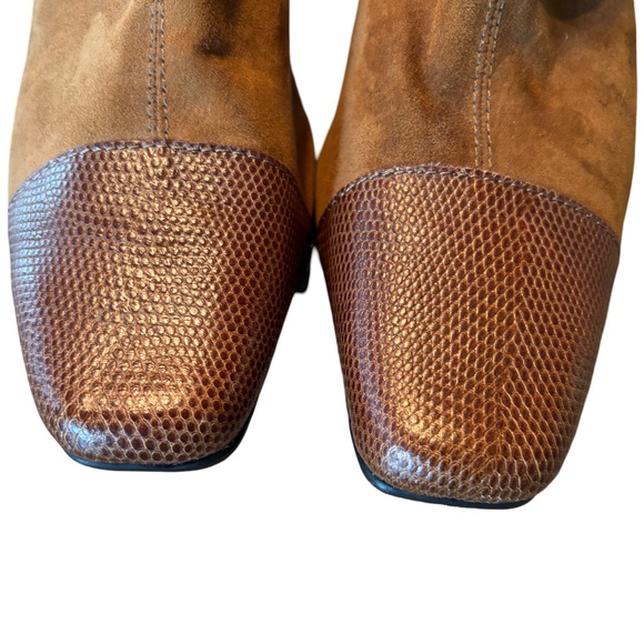 Aerosoles Comfortable Elegant Brown Suede Ankle Boots - Picture 2 of 7